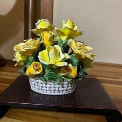 陶器の花飾り