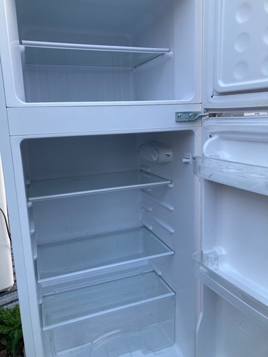 冷蔵庫　130L