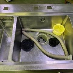 1槽シンク　ゴミ籠付き　1050x700x840