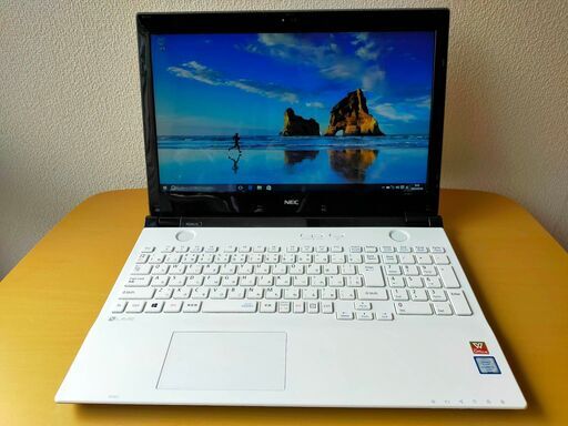 NEC LaVie i3 6100U /4GB/SSD 256 未使用/クリスタルホワイト