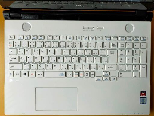 NEC LaVie i3 6100U /4GB/SSD 256 未使用/クリスタルホワイト