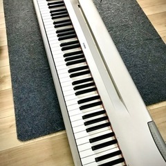 YAMAHA電子ピアノ　p-60
