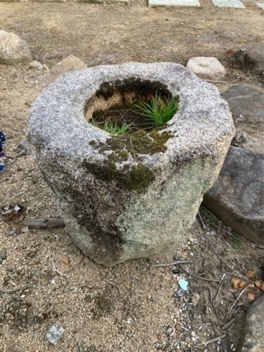 縁先手水鉢 立鉢 夏目 立手水鉢② 天然石【引き取りエリア 兵庫県】-