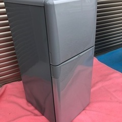 【決まりました】東芝冷蔵庫YR-12T (S)120L