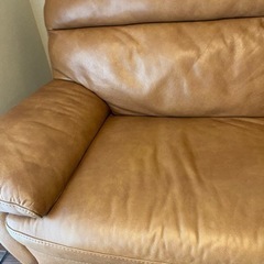 本革ソファ　今店舗購入すると20万超だそうです