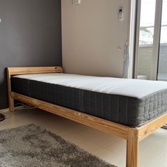 IKEA ベッド　フレームとマットレス　セット