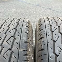 <200系ハイエース用 タイヤ4本 バリ山！！！> ブリジストン 195/80R15 (107/105L LT) 200系ハイエース用 タイヤ4本 バリ山！！！> ブリジストン 195/80R15
