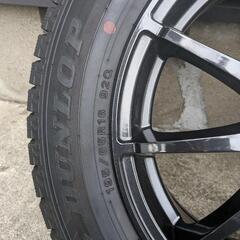 トヨタ　RIZEスタッドレスタイヤ　195/65 16インチ