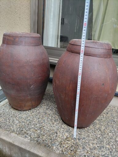 壺(高さ54cm)