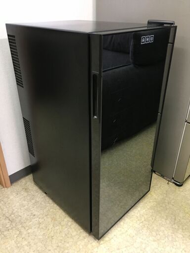 k)コンポジット ワインセラー 28本収納 2010年製 幅40cm奥行51cm高さ
