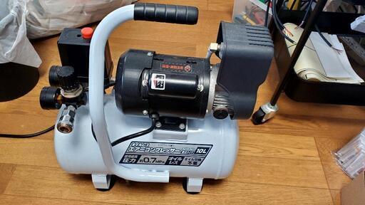 静穏コンプレッサー美品です