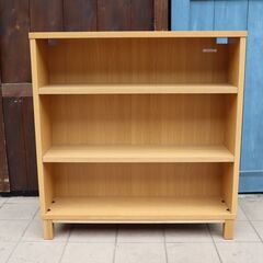 人気のMUJI(無印良品)のオーク材 薄型ラック・22cmです！！シンプルな 