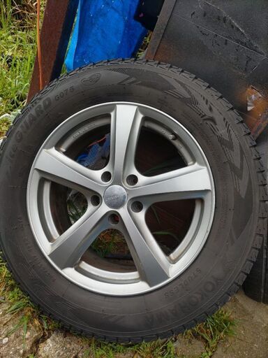 60ハリアーで使ってました。ホイール値下げしました。10000→8000円 w2