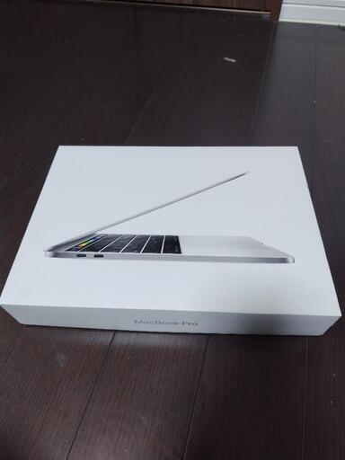 美品MacBook Pro  Core i7　最新TouchBar,Tauch IDモデル
