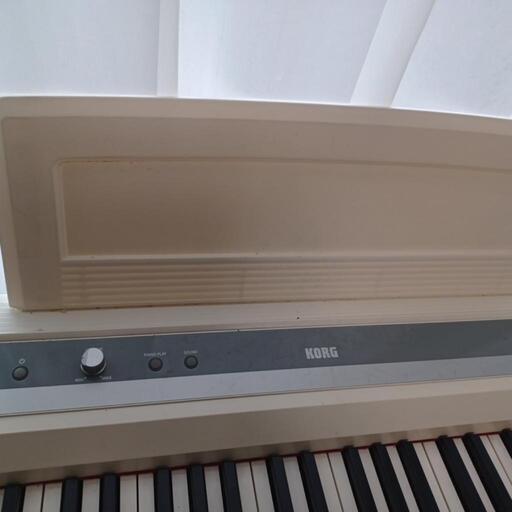 受け渡し予定者 決定済み】KORG 電子ピアノ SP170S