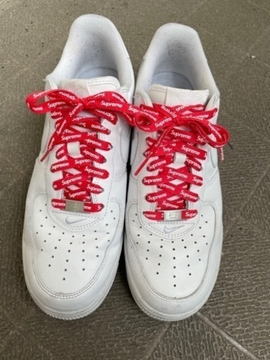 Supreme × Nike Air Force 1 Low \