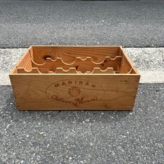 無料　ワインの木箱