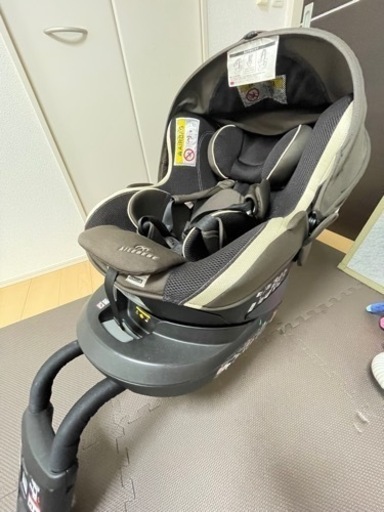 エールベベ　クルット4i  グランテ　ISOFIX 回転式