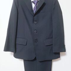 美品120size 男児スーツ
