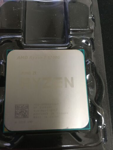 AMD Ryzen 7 5700G 8コア / 16スレッド 72MB 65W