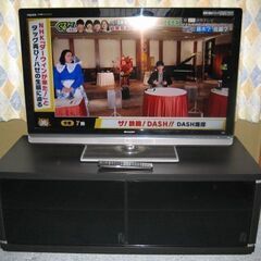 シャープ　 AQUOS　LC-40LX3とテレビボード