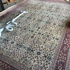 トルコ絨毯 365×249 ㌢　1997年からの使用