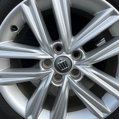 お陰様で売れました。