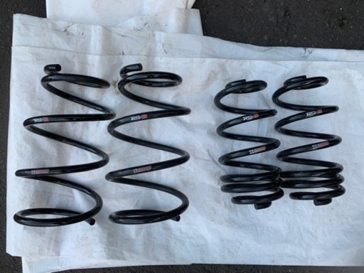 取付工賃込み】80系ヴォクシー、ノア、エスクァイア 4WD用 RS