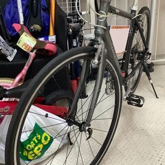 GIANT ロードバイク 自転車 GIANT ESCAPE 28インチ 3×8 24段変速あり Sサイズフレーム グレー【ユーズドユーズ名古屋天白店】J2536