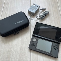 Nintendo 3DS本体ケース付 + ソフト4本