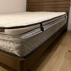 【美品】ニトリダブルベッド（フレーム＋マットレス）