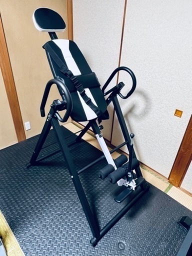 受付終了AORTD 逆さぶら下がり健康器 逆立ち 健康 器具 逆さ 吊り 新古 ...