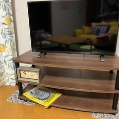 テレビラック