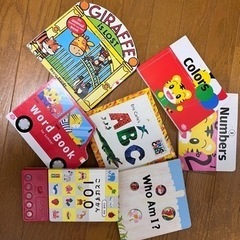 【お取引中】幼児用英語の絵本、学習本　7冊