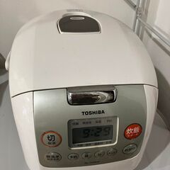 東芝　炊飯器　5.5合