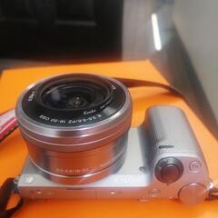 SONY NEX-5T 　　        ZOOM Set　　　　　　　　　【割引可！】
