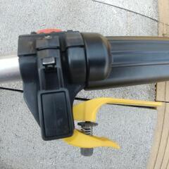 草刈機  草刈り機 刈払機 ホンダ ４サイクル ループハンドル 美品