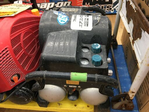 ☆値下げしました☆ makita マキタ AC220N 常圧コンプレッサー 11L 品