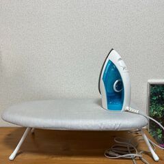 コード付きスチームアイロン+フック付きアイロン台