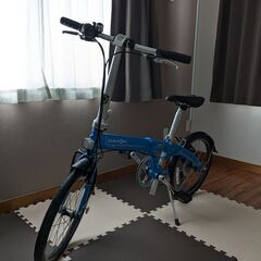 dahon 自転車（DAHON(ダホン) Vybe D7 インターナショナルモデル フォールディングバイク 20インチ 2017年モデル [外装7段変速 アルミフレーム]）