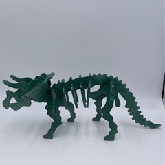 立体パズル恐竜　トリケラトプス