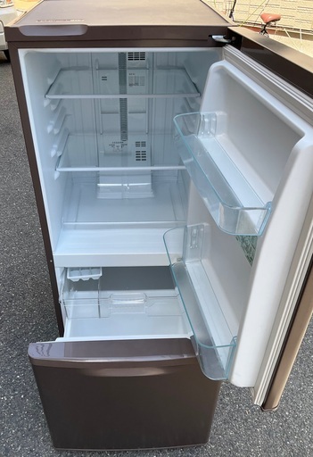【RKGRE-154】特価！Panasonic/138L 2ドア冷凍冷蔵庫/NR-B148W-T/中古品/2016年製/当社より近隣無料配達！ RKGRE-154】特価！Panasonic/138L 2ドア冷凍冷蔵庫/NR-B148W-T/中古品
