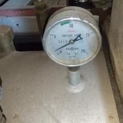 東芝　200v　2.2kw　コンプレッサー