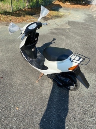 バッチリ整備済み！ライブディオ！パワフル２サイクル！人気のホワイト ...