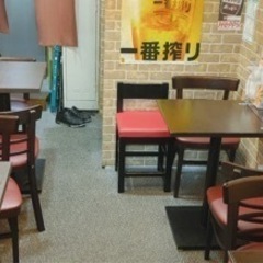 食堂のテーブルと椅子0円