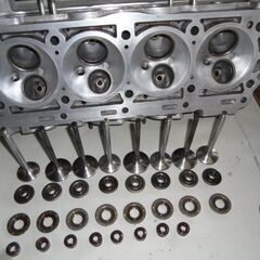 メルセデスーベンツー600リムジン―63エンジンーシリンダーブロツク