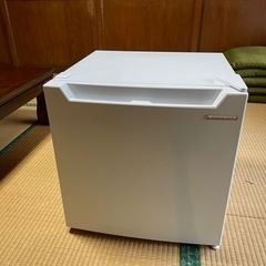 1ドア冷蔵庫 ４６Ｌ ホワイト