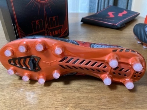 ミズノ　モリレラ　β セルヒオ　ラモス　26.5