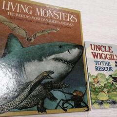 絵本　洋書　2冊　LIVING MONSTERS、UNCLE W...