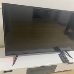 テレビ　50v型